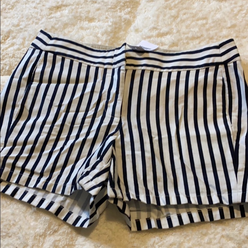 Jcrew 3/12 in short in Navy/white BNWT